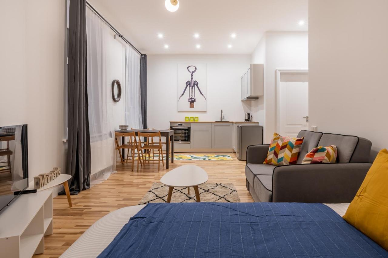 Lacplesa24 - Modern Studios In Riga City Center エクステリア 写真