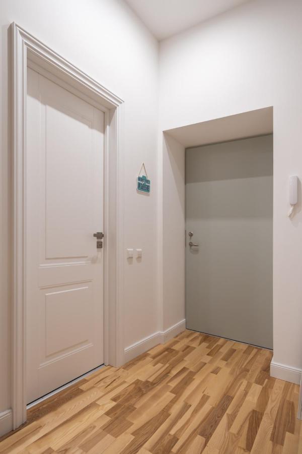 Lacplesa24 - Modern Studios In Riga City Center エクステリア 写真